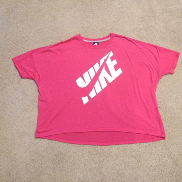 Nike Tops - NIKE Womens Oversized Short Sleeve Tee